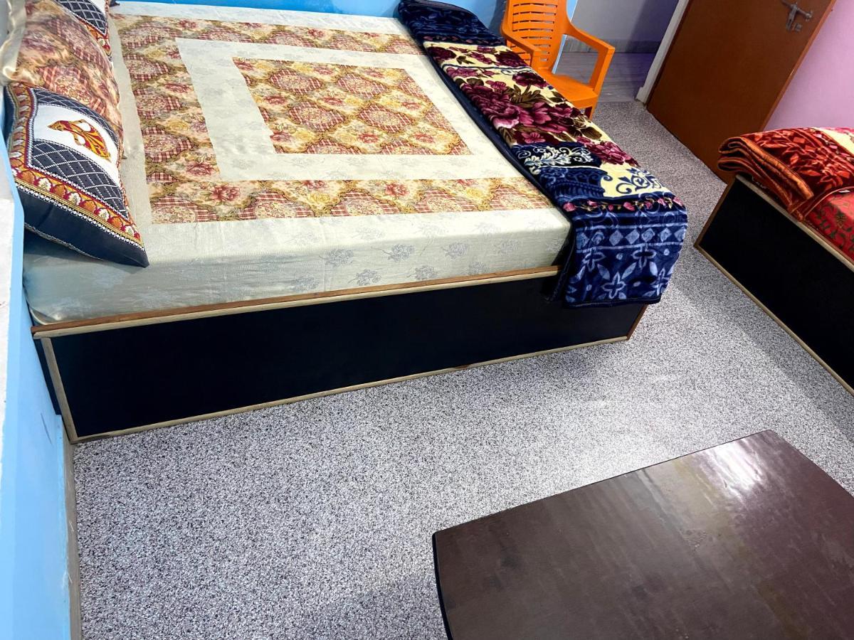 Garuda Guest House, Varanasi